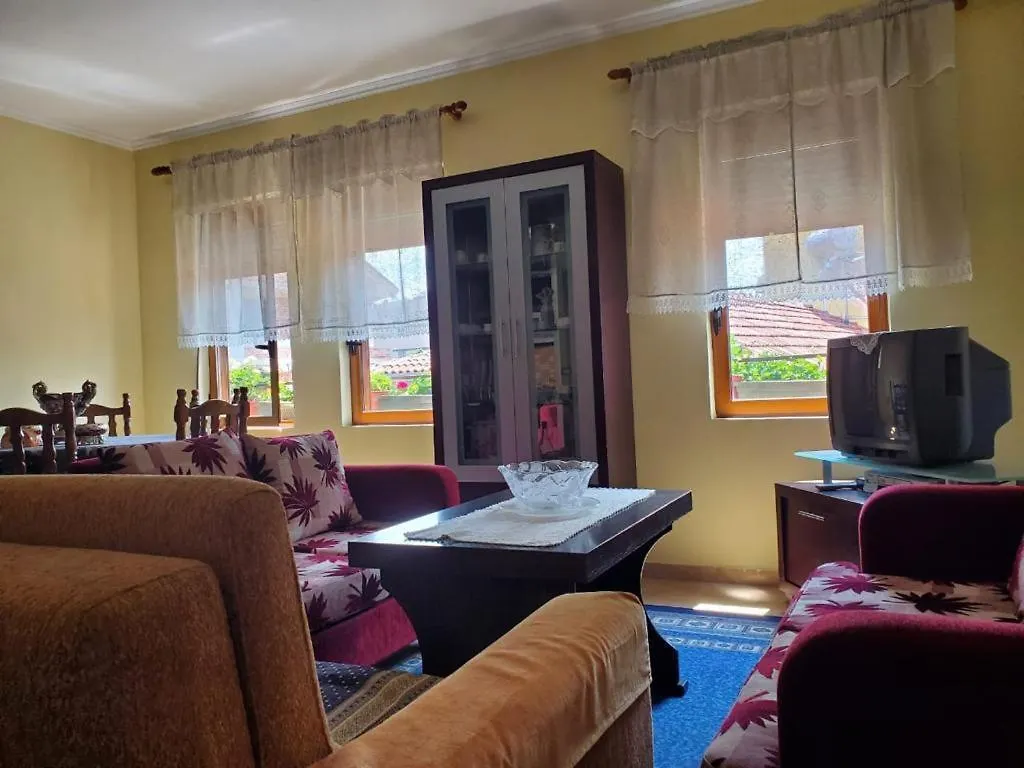 Appartamento Casa di Lalota Pogradec